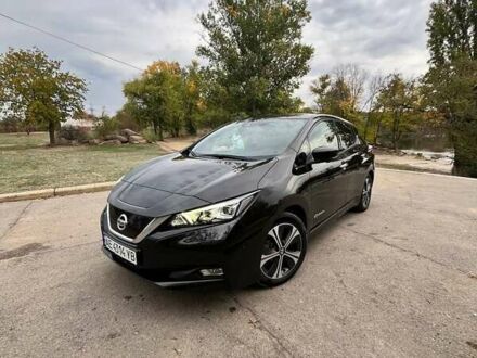 Черный Ниссан Лиф, объемом двигателя 0 л и пробегом 57 тыс. км за 14500 $, фото 1 на Automoto.ua