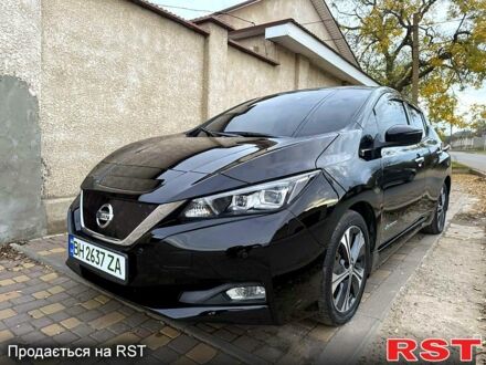 Чорний Ніссан Ліф, об'ємом двигуна 0.11 л та пробігом 74 тис. км за 12500 $, фото 1 на Automoto.ua