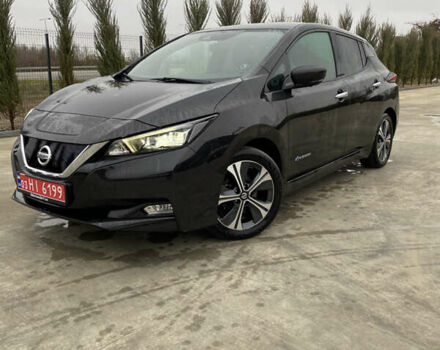 Черный Ниссан Лиф, объемом двигателя 0 л и пробегом 112 тыс. км за 11750 $, фото 1 на Automoto.ua