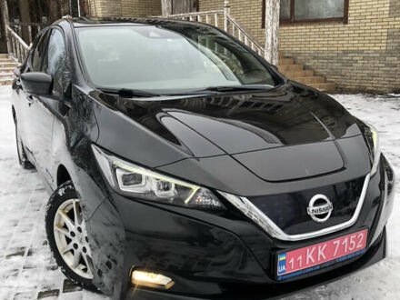 Чорний Ніссан Ліф, об'ємом двигуна 0 л та пробігом 113 тис. км за 12800 $, фото 1 на Automoto.ua
