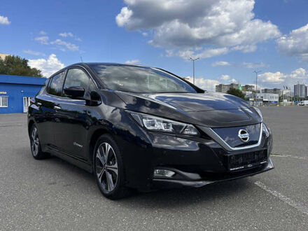 Чорний Ніссан Ліф, об'ємом двигуна 0 л та пробігом 111 тис. км за 12850 $, фото 1 на Automoto.ua