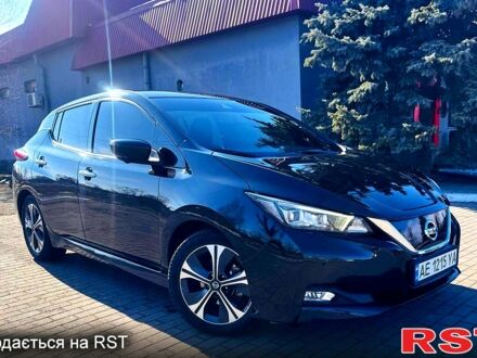 Ніссан Ліф 2018 у Павлограде на Automoto.ua Чорний Ніссан Ліф, об'ємом двигуна 0 л та пробігом 110 тис. км за 13000 $, фото 1 на Automoto.ua