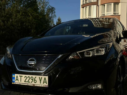 Ніссан Ліф 2019 у Рогатине на Automoto.ua Чорний Ніссан Ліф, об'ємом двигуна 0 л та пробігом 111 тис. км за 14500 $, фото 1 на Automoto.ua
