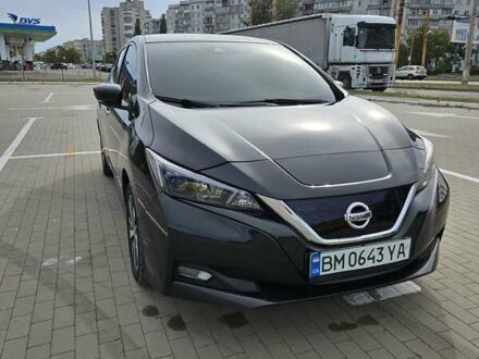 Черный Ниссан Лиф, объемом двигателя 0 л и пробегом 165 тыс. км за 11900 $, фото 1 на Automoto.ua