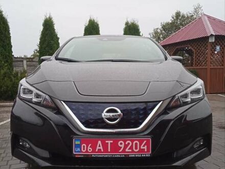 Черный Ниссан Лиф, объемом двигателя 0 л и пробегом 96 тыс. км за 13700 $, фото 1 на Automoto.ua