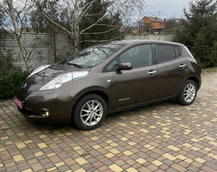 Коричневый Ниссан Лиф, объемом двигателя 0 л и пробегом 141 тыс. км за 9200 $, фото 4 на Automoto.ua