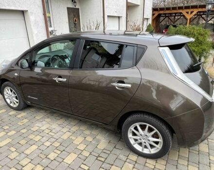 Коричневый Ниссан Лиф, объемом двигателя 0 л и пробегом 145 тыс. км за 6500 $, фото 4 на Automoto.ua