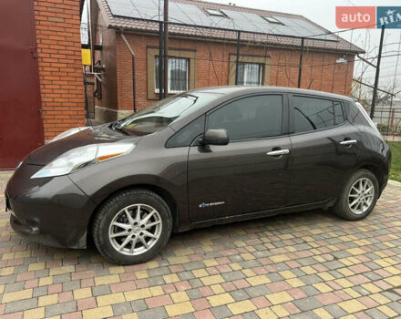 Коричневий Ніссан Ліф, об'ємом двигуна 0 л та пробігом 185 тис. км за 6500 $, фото 8 на Automoto.ua