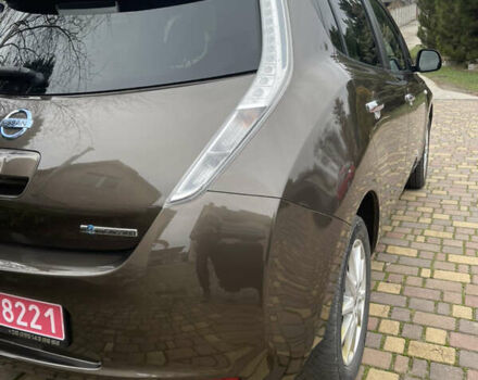 Коричневый Ниссан Лиф, объемом двигателя 0 л и пробегом 141 тыс. км за 9200 $, фото 10 на Automoto.ua