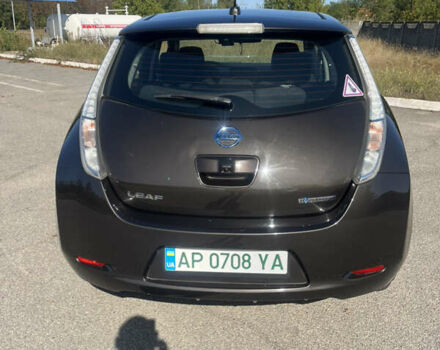 Коричневый Ниссан Лиф, объемом двигателя 0 л и пробегом 72 тыс. км за 9300 $, фото 4 на Automoto.ua