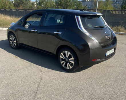 Коричневый Ниссан Лиф, объемом двигателя 0 л и пробегом 72 тыс. км за 9300 $, фото 3 на Automoto.ua