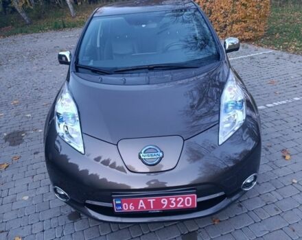 Коричневый Ниссан Лиф, объемом двигателя 0 л и пробегом 180 тыс. км за 7800 $, фото 1 на Automoto.ua