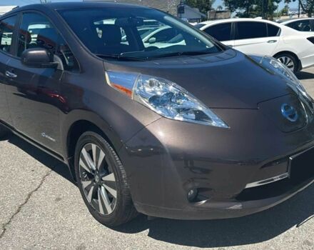 Коричневый Ниссан Лиф, объемом двигателя 0 л и пробегом 72 тыс. км за 4200 $, фото 1 на Automoto.ua