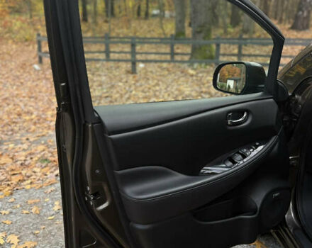 Коричневый Ниссан Лиф, объемом двигателя 0 л и пробегом 99 тыс. км за 8499 $, фото 8 на Automoto.ua