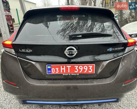 Коричневий Ніссан Ліф, об'ємом двигуна 0 л та пробігом 95 тис. км за 13200 $, фото 5 на Automoto.ua