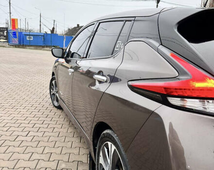 Коричневый Ниссан Лиф, объемом двигателя 0 л и пробегом 131 тыс. км за 12499 $, фото 9 на Automoto.ua