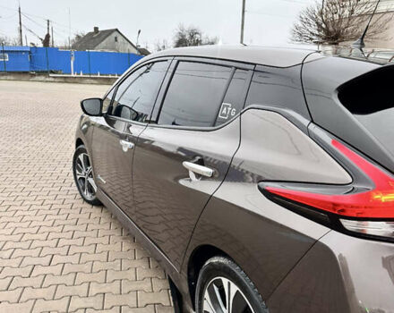 Коричневый Ниссан Лиф, объемом двигателя 0 л и пробегом 131 тыс. км за 12199 $, фото 10 на Automoto.ua