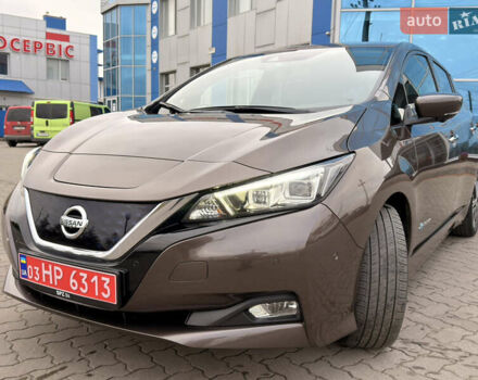 Коричневий Ніссан Ліф, об'ємом двигуна 0 л та пробігом 98 тис. км за 12500 $, фото 10 на Automoto.ua
