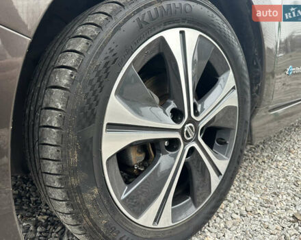 Коричневий Ніссан Ліф, об'ємом двигуна 0 л та пробігом 95 тис. км за 13200 $, фото 6 на Automoto.ua
