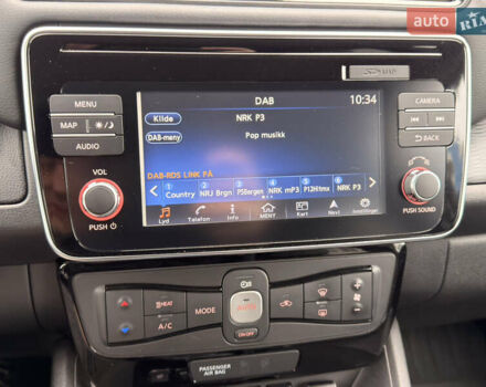 Коричневий Ніссан Ліф, об'ємом двигуна 0 л та пробігом 98 тис. км за 12500 $, фото 27 на Automoto.ua