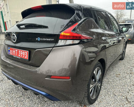 Коричневий Ніссан Ліф, об'ємом двигуна 0 л та пробігом 95 тис. км за 13200 $, фото 3 на Automoto.ua