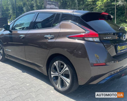 Коричневий Ніссан Ліф, об'ємом двигуна 40 л та пробігом 80 тис. км за 17000 $, фото 3 на Automoto.ua