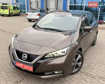 Коричневий Ніссан Ліф, об'ємом двигуна 0 л та пробігом 98 тис. км за 12500 $, фото 1 на Automoto.ua