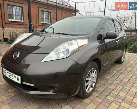 Коричневий Ніссан Ліф, об'ємом двигуна 0 л та пробігом 185 тис. км за 6500 $, фото 1 на Automoto.ua