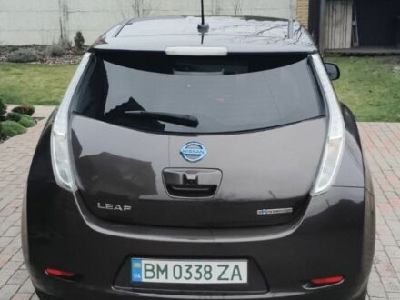 Коричневый Ниссан Лиф, объемом двигателя 0 л и пробегом 132 тыс. км за 8000 $, фото 1 на Automoto.ua