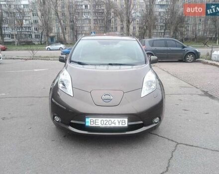 Коричневый Ниссан Лиф, объемом двигателя 0 л и пробегом 167 тыс. км за 8600 $, фото 1 на Automoto.ua