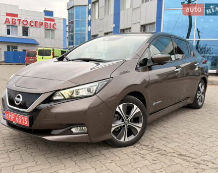 Коричневий Ніссан Ліф, об'ємом двигуна 0 л та пробігом 98 тис. км за 12500 $, фото 1 на Automoto.ua