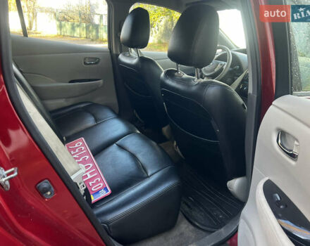 Красный Ниссан Лиф, объемом двигателя 0 л и пробегом 132 тыс. км за 4299 $, фото 11 на Automoto.ua