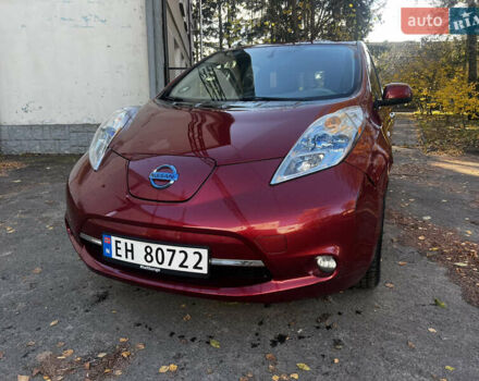 Красный Ниссан Лиф, объемом двигателя 0 л и пробегом 132 тыс. км за 4299 $, фото 1 на Automoto.ua