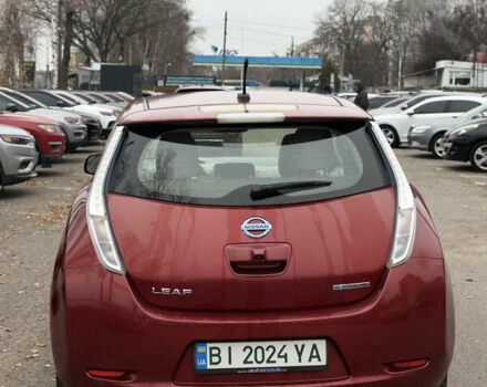 Красный Ниссан Лиф, объемом двигателя 0 л и пробегом 141 тыс. км за 4800 $, фото 31 на Automoto.ua