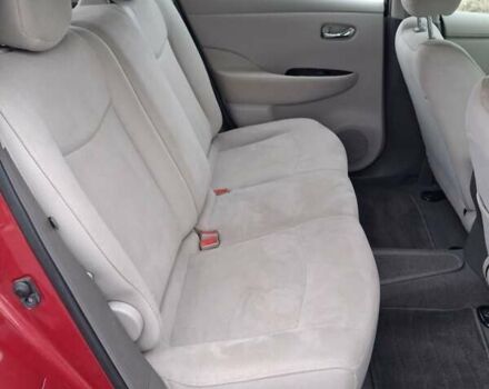 Красный Ниссан Лиф, объемом двигателя 0 л и пробегом 111 тыс. км за 4900 $, фото 10 на Automoto.ua