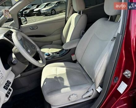 Червоний Ніссан Ліф, об'ємом двигуна 0 л та пробігом 98 тис. км за 6990 $, фото 18 на Automoto.ua