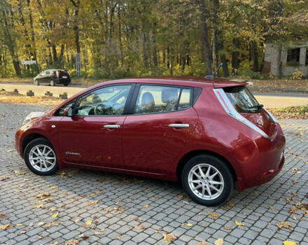 Красный Ниссан Лиф, объемом двигателя 0 л и пробегом 117 тыс. км за 4500 $, фото 6 на Automoto.ua