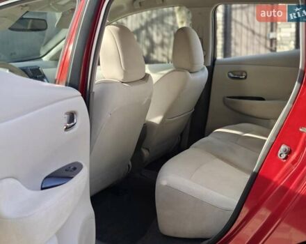 Червоний Ніссан Ліф, об'ємом двигуна 0 л та пробігом 127 тис. км за 4250 $, фото 15 на Automoto.ua