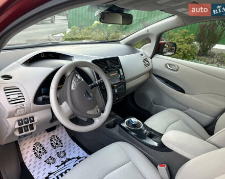 Червоний Ніссан Ліф, об'ємом двигуна 0 л та пробігом 122 тис. км за 5250 $, фото 7 на Automoto.ua