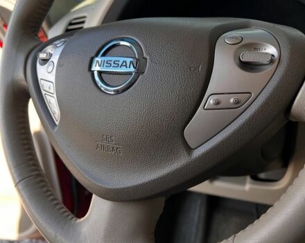 Красный Ниссан Лиф, объемом двигателя 0 л и пробегом 105 тыс. км за 6800 $, фото 15 на Automoto.ua