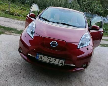 Червоний Ніссан Ліф, об'ємом двигуна 0 л та пробігом 118 тис. км за 6300 $, фото 2 на Automoto.ua