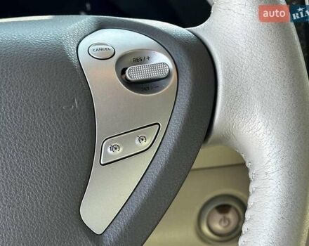 Червоний Ніссан Ліф, об'ємом двигуна 0 л та пробігом 98 тис. км за 6990 $, фото 21 на Automoto.ua