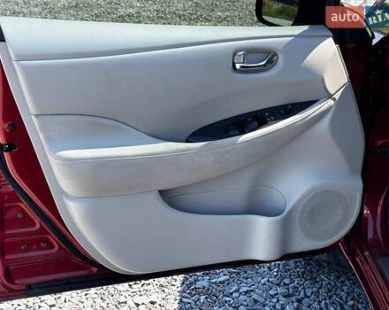 Червоний Ніссан Ліф, об'ємом двигуна 0 л та пробігом 98 тис. км за 6990 $, фото 15 на Automoto.ua