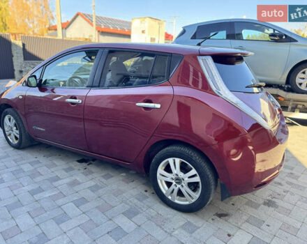 Червоний Ніссан Ліф, об'ємом двигуна 0 л та пробігом 140 тис. км за 4300 $, фото 3 на Automoto.ua