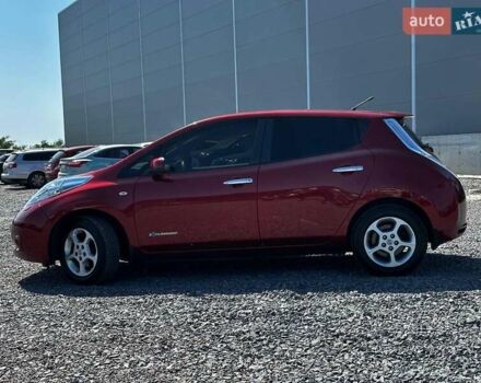 Червоний Ніссан Ліф, об'ємом двигуна 0 л та пробігом 98 тис. км за 6990 $, фото 4 на Automoto.ua
