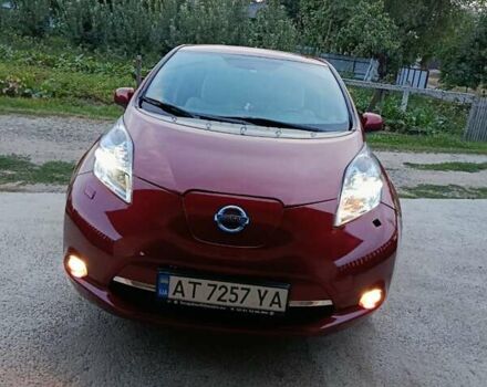 Червоний Ніссан Ліф, об'ємом двигуна 0 л та пробігом 118 тис. км за 6300 $, фото 8 на Automoto.ua