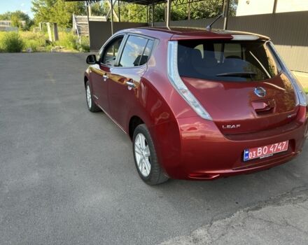 Червоний Ніссан Ліф, об'ємом двигуна 2 л та пробігом 133 тис. км за 4899 $, фото 3 на Automoto.ua