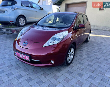 Червоний Ніссан Ліф, об'ємом двигуна 0 л та пробігом 140 тис. км за 4300 $, фото 1 на Automoto.ua