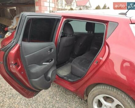 Червоний Ніссан Ліф, об'ємом двигуна 0 л та пробігом 113 тис. км за 9499 $, фото 4 на Automoto.ua