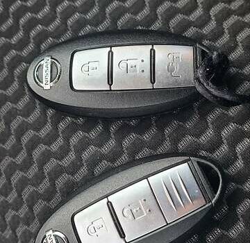 Красный Ниссан Лиф, объемом двигателя 0 л и пробегом 122 тыс. км за 4950 $, фото 12 на Automoto.ua